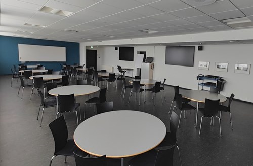 Konference 1.2, 1.sal